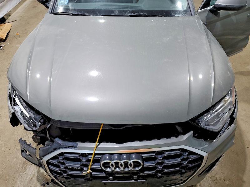 2025 Audi Q5 e Premium Plus 55