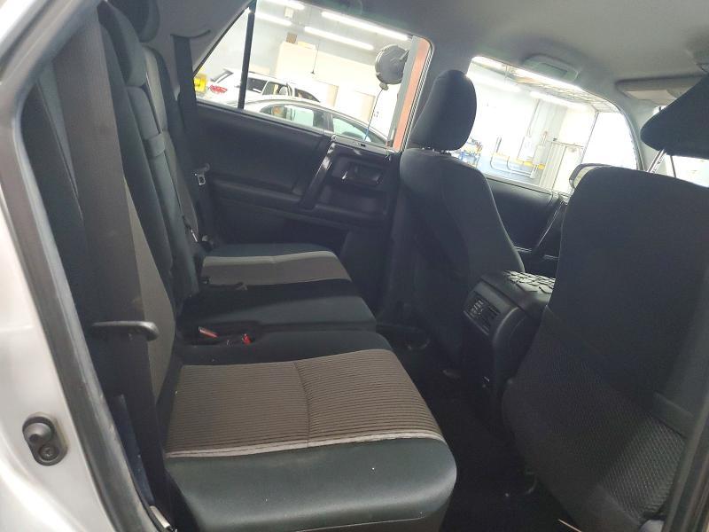 2017 Toyota 4runner SR5