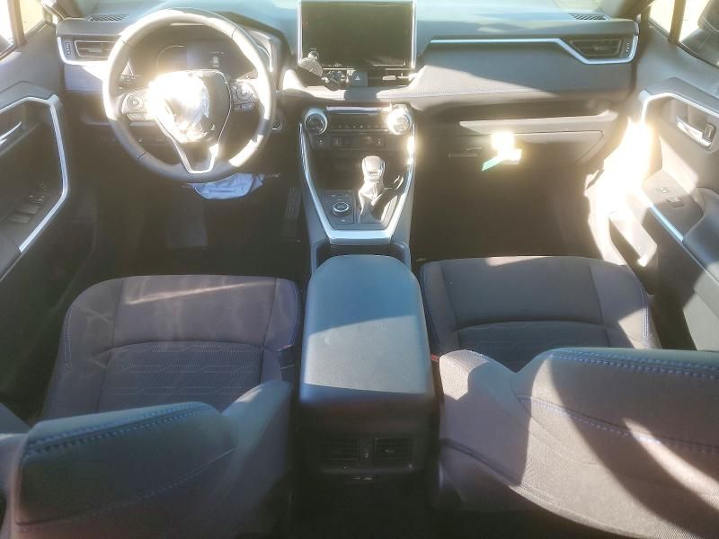 2025 Toyota Rav4 se