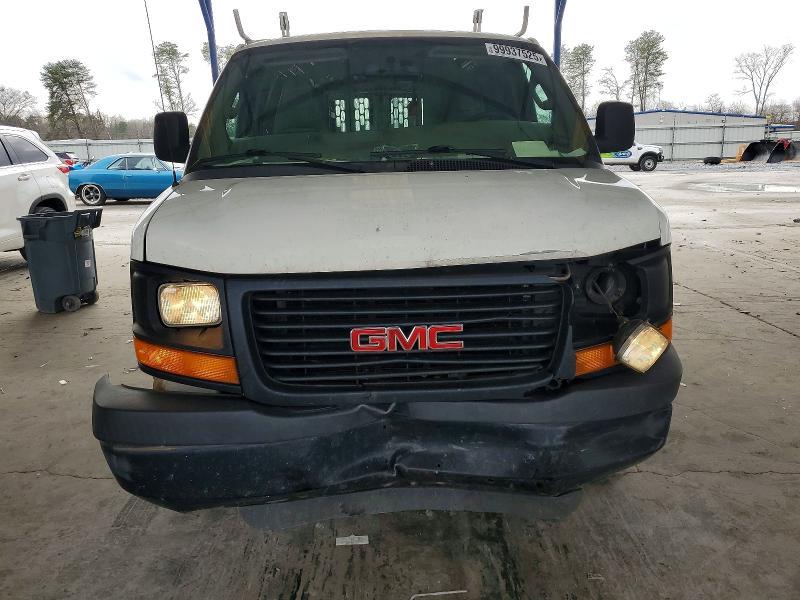 2016 GMC Savana G2500