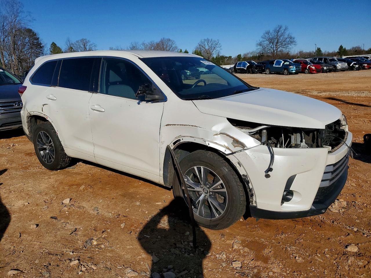 2017 Toyota Highlander le