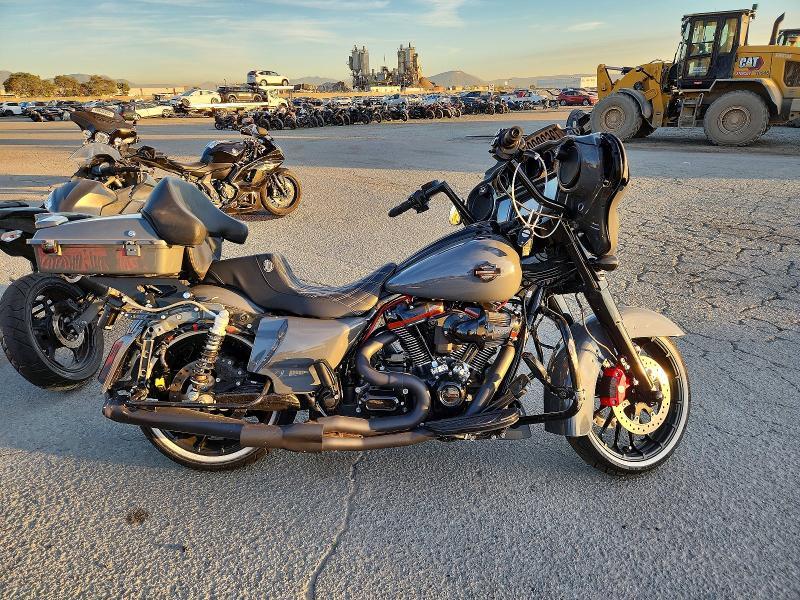 2018 Harley-Davidson Flhxse CVO Street Glide
