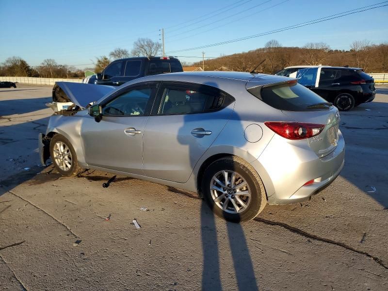 2018 Mazda 3 Sport