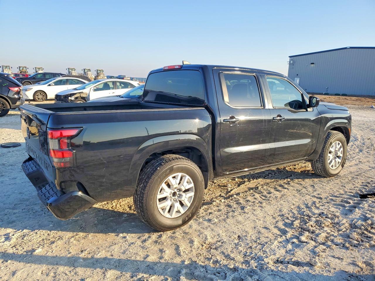 2022 Niss Frontier S