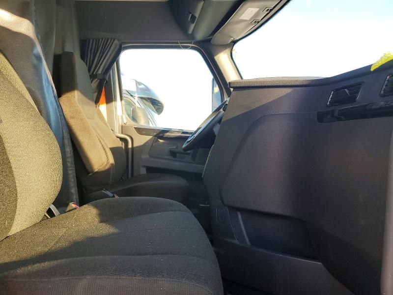 2023 Freightliner Cascadia 126 Semi Truck