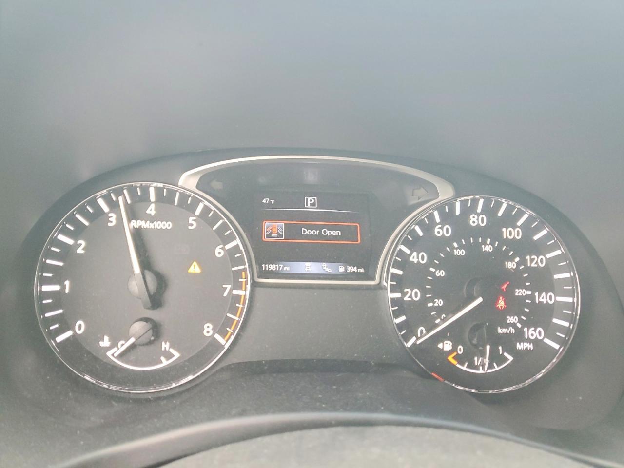 2020 Nissan Pathfinder sv