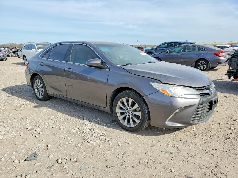 2015 Toyota Camry le
