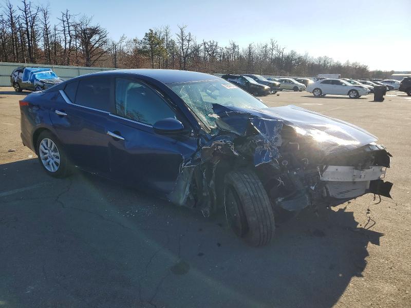 2019 Nissan Altima s