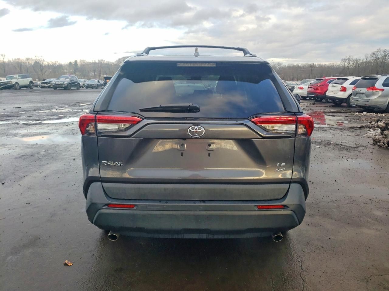 2020 Toyota Rav4 le