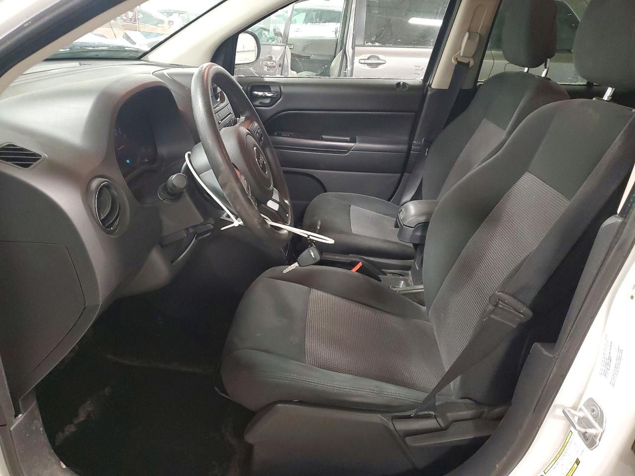 2013 Jeep Compass Sport