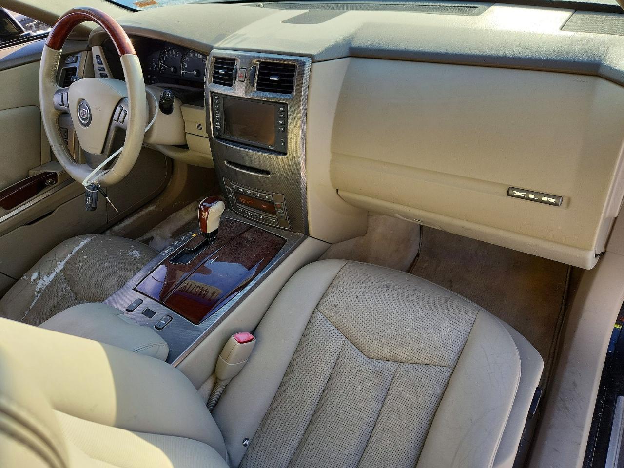 2005 Cadillac XLR