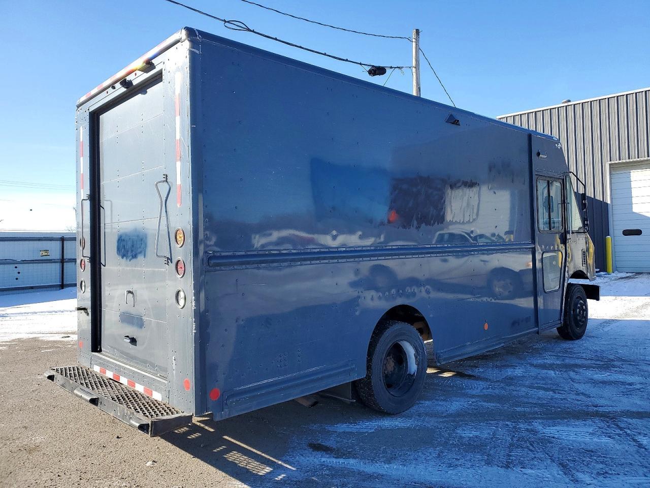 2020 Freightliner MT45G Delivery Truck