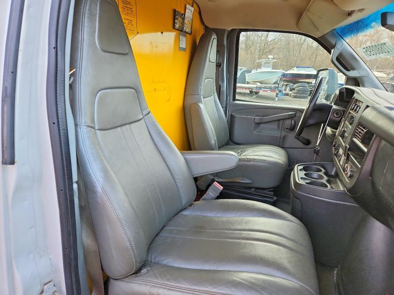 2018 GMC Savana Commercial cu