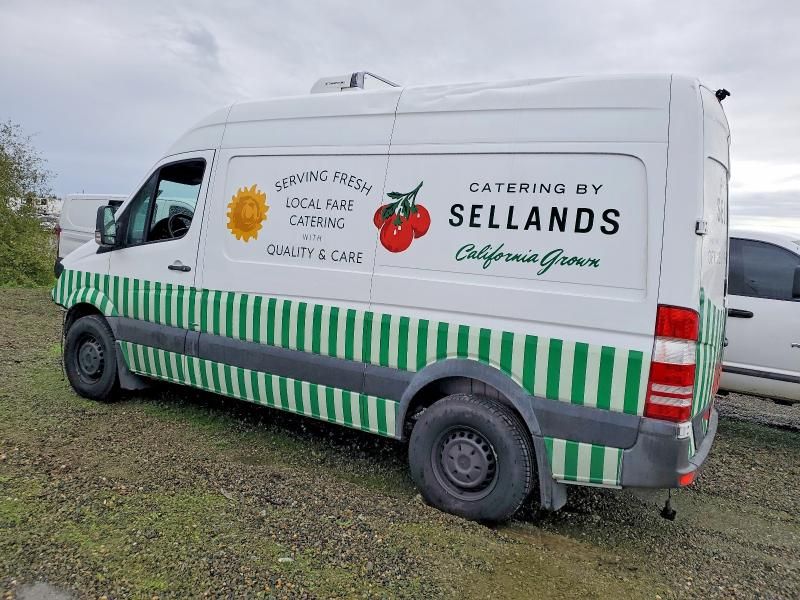 2016 Mercedes-Benz 2016 Mercedes Benz Sprinter 2500 Delivery van