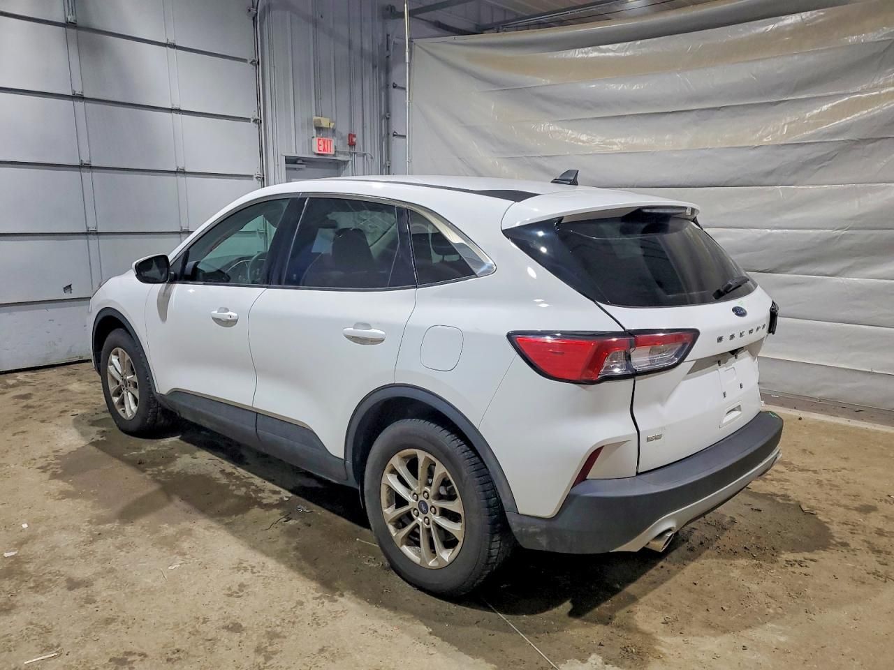 2020 Ford Escape se