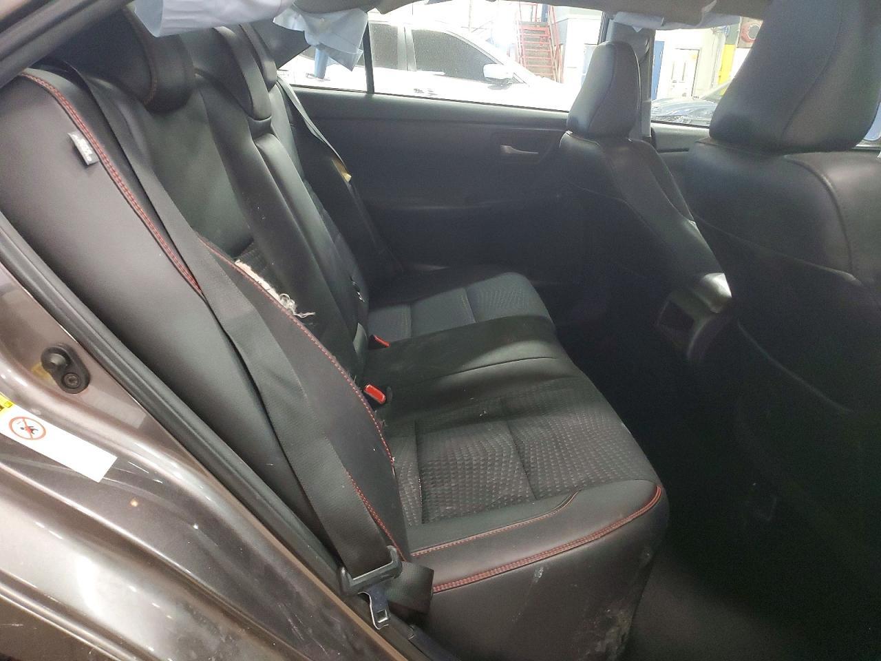 2015 Toyota Camry le