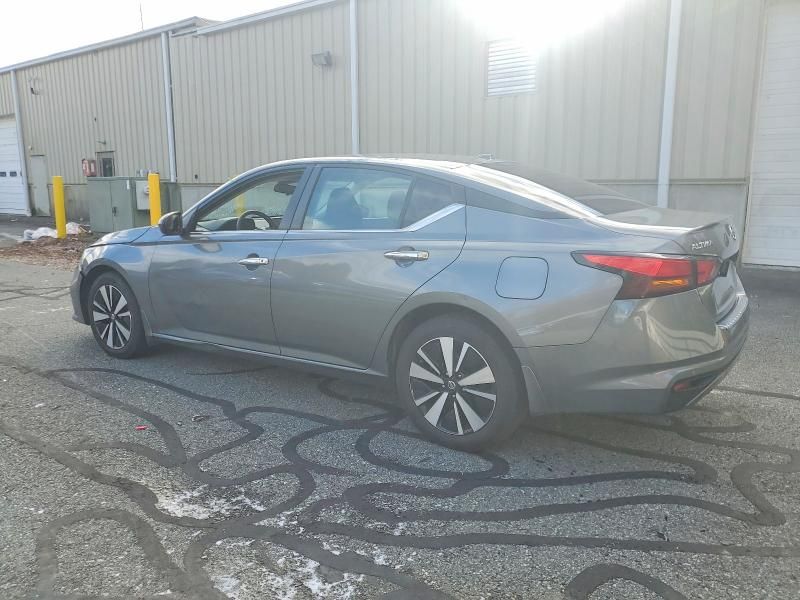 2021 Nissan Altima sv