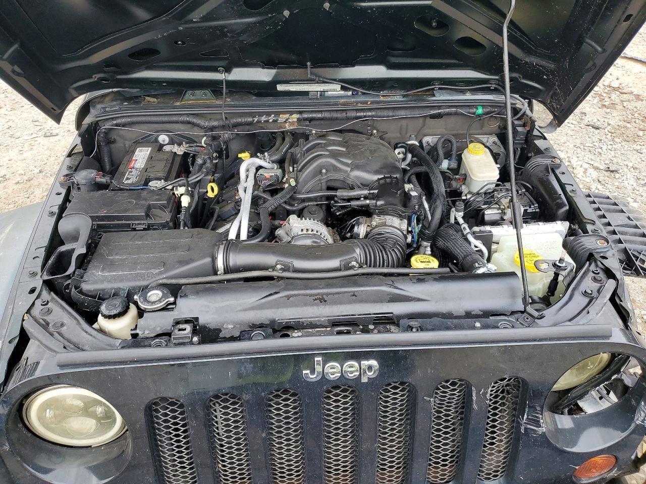 2012 Jeep Wrangler Unlimited Sport
