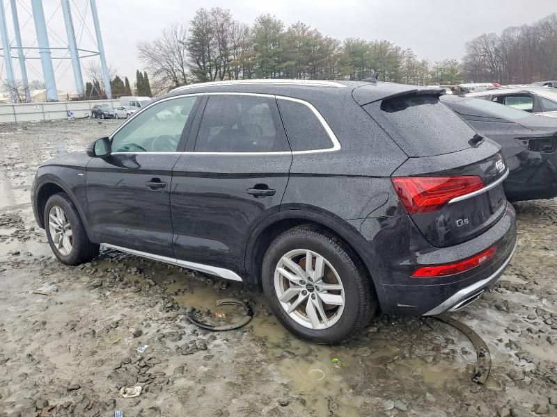 2022 Audi Q5 Premium 45