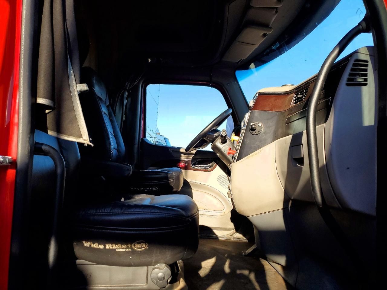 2019 Peterbilt 579 Semi Truck