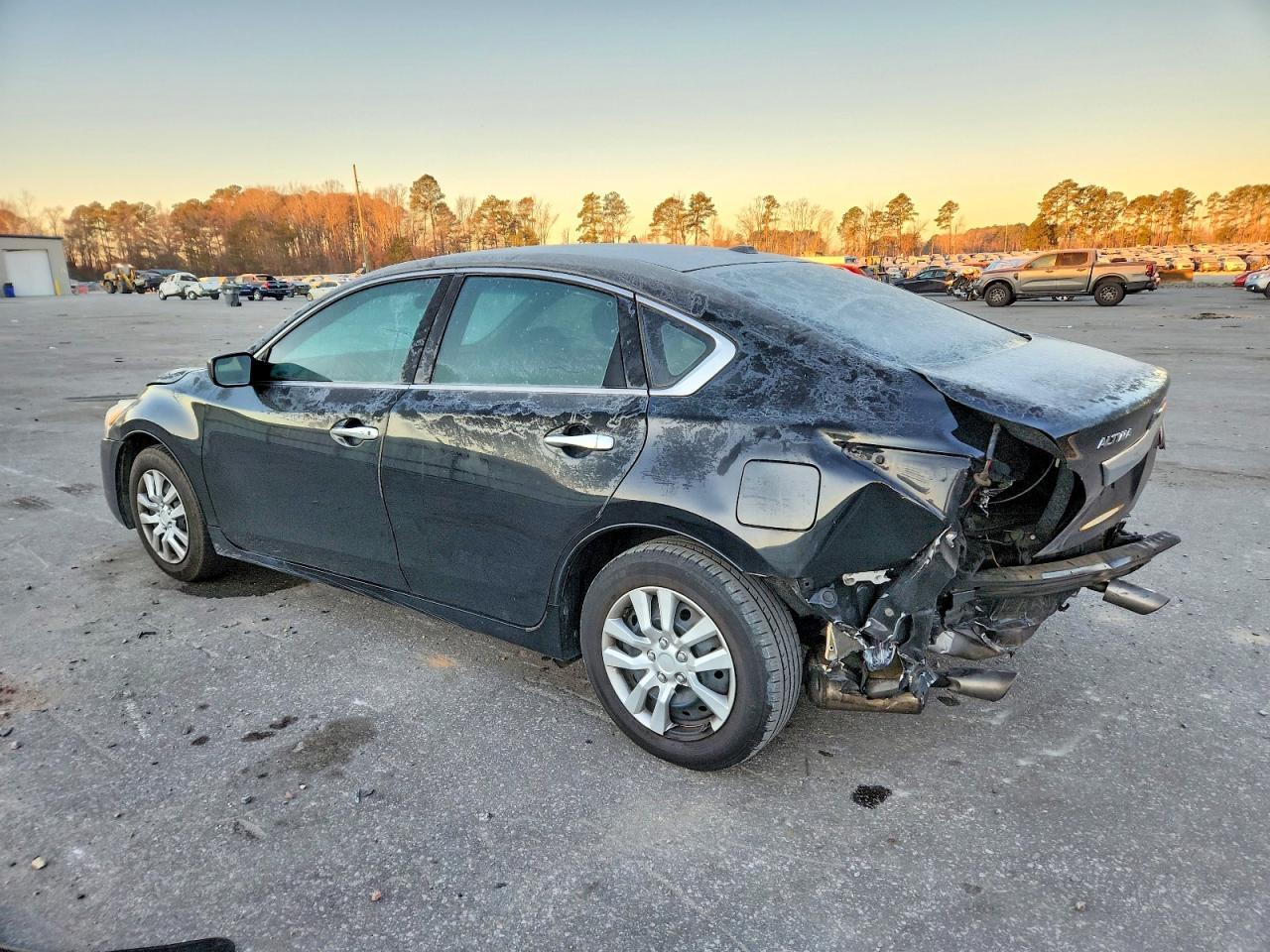 2015 Niss Altima 2.5 s
