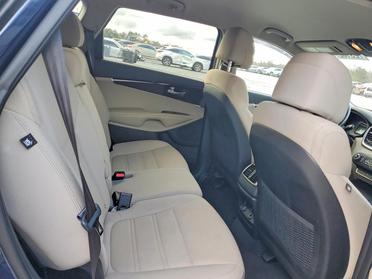 2017 KIA Sorento lx