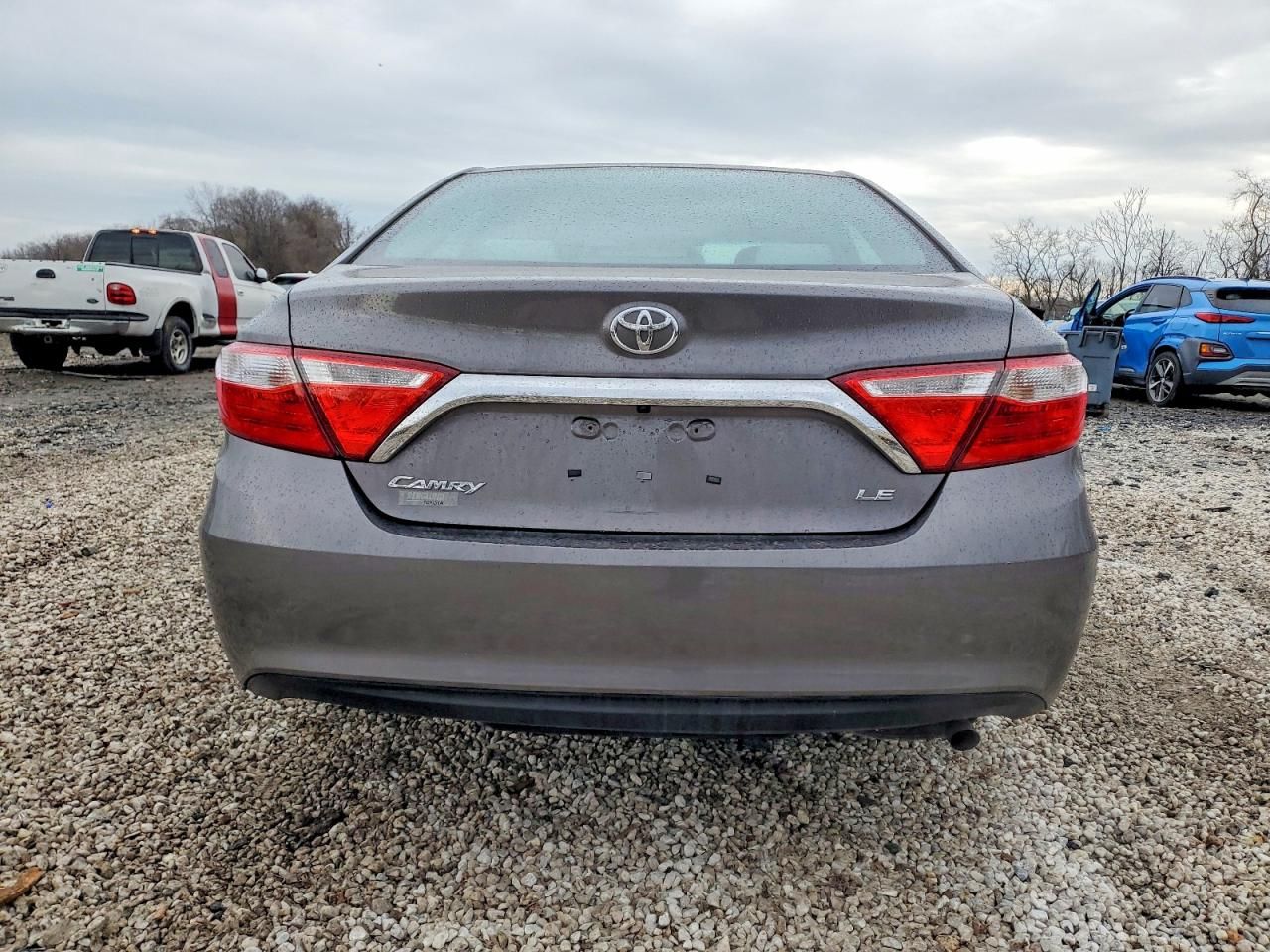 2016 Toyota Camry le