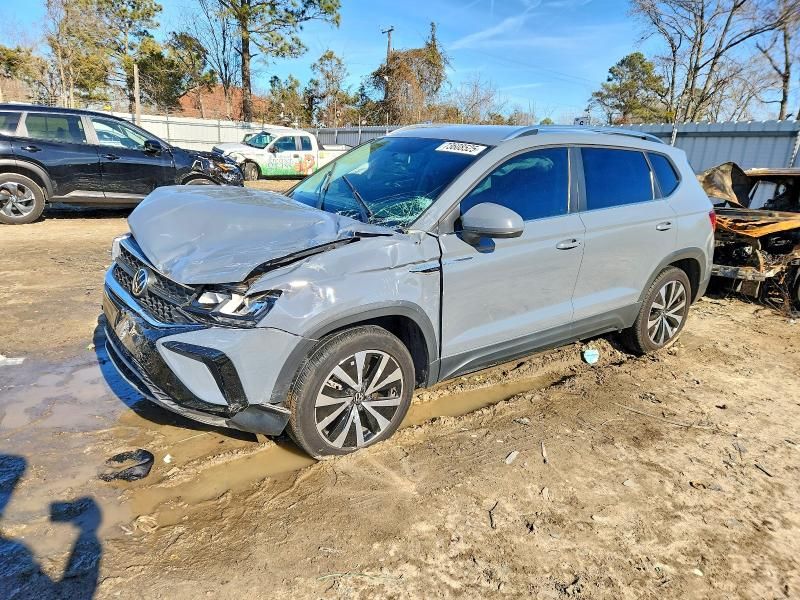 2022 Volkswagen Taos se