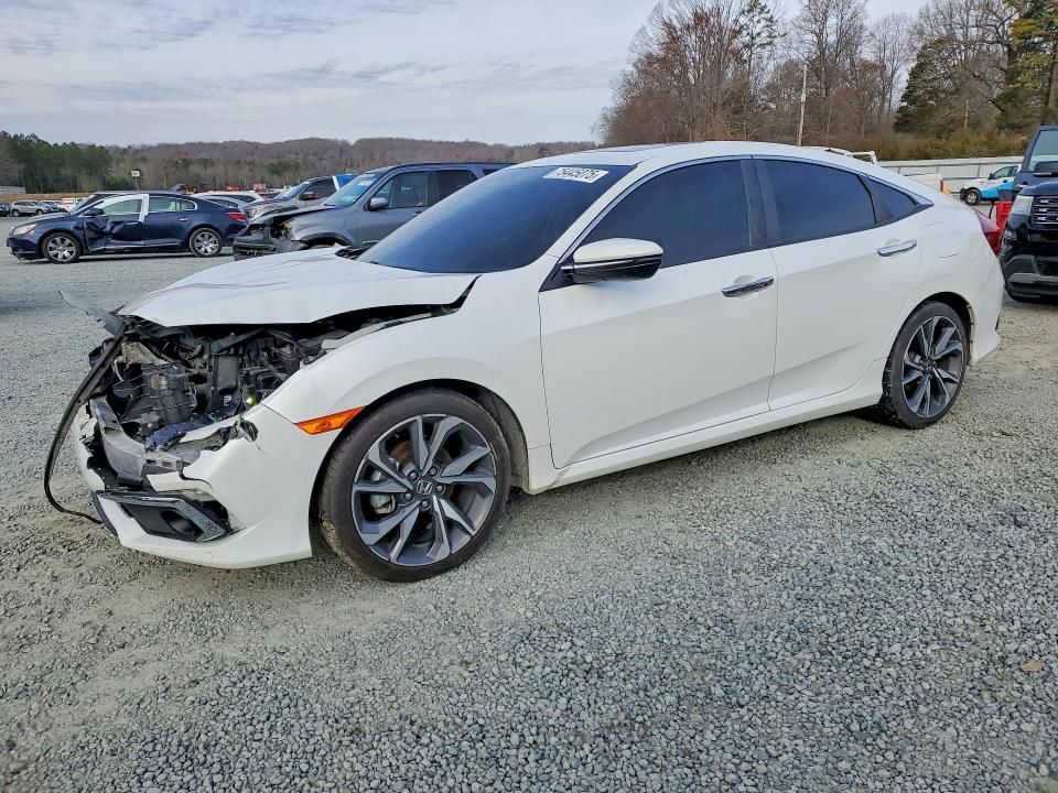 2019 Honda Civic Touring
