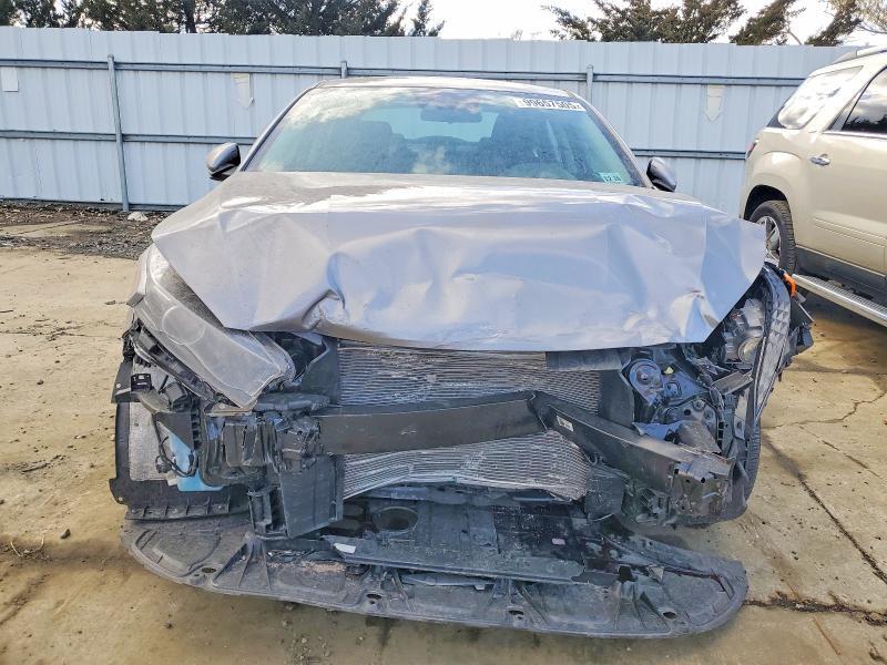 2024 KIA Forte lx
