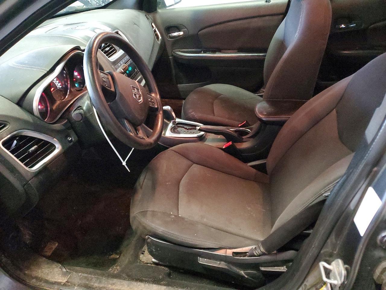 2013 Dodge Avenger se