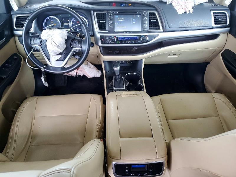 2018 Toyota Highlander se