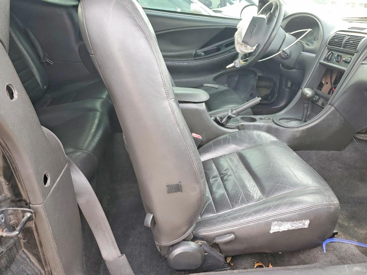 2004 Ford Mustang gt