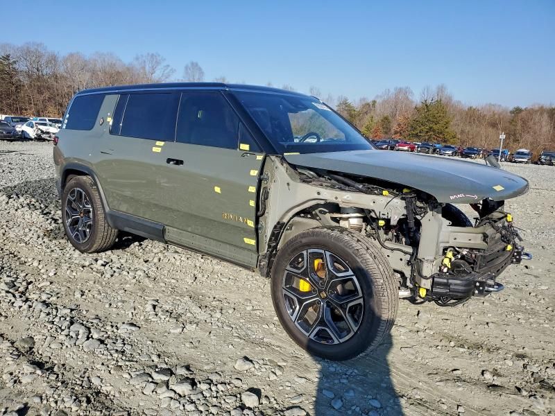 2022 Rivian R1S Launch Edition