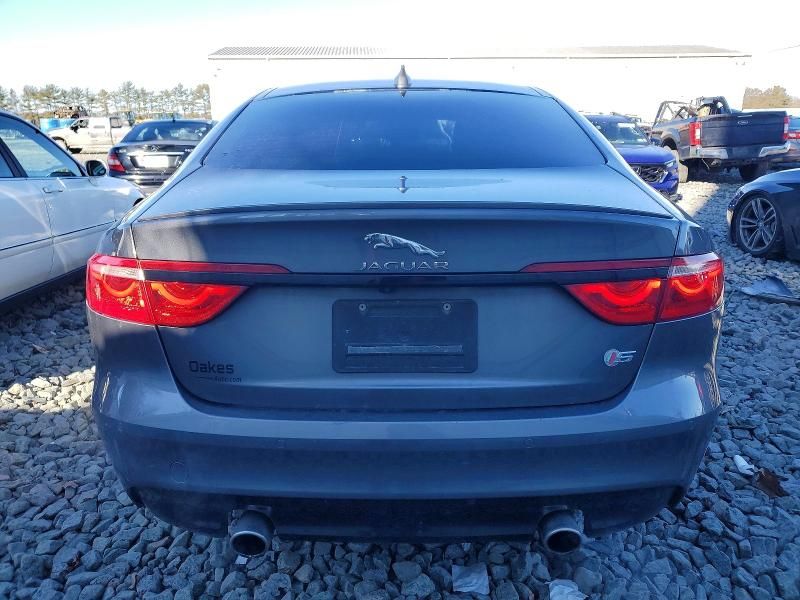 2017 Jaguar Xf s