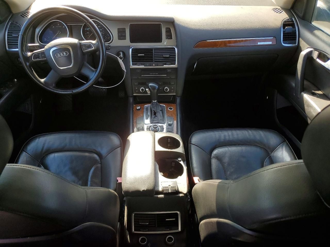 2010 Audi Q7 Premium Plus