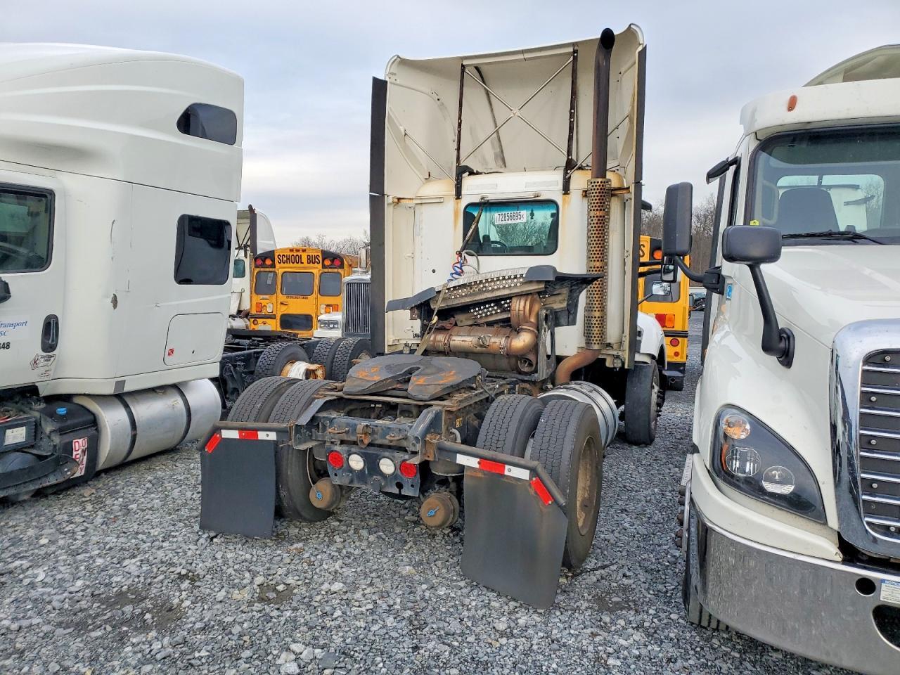 2016 Kenworth Construction T680