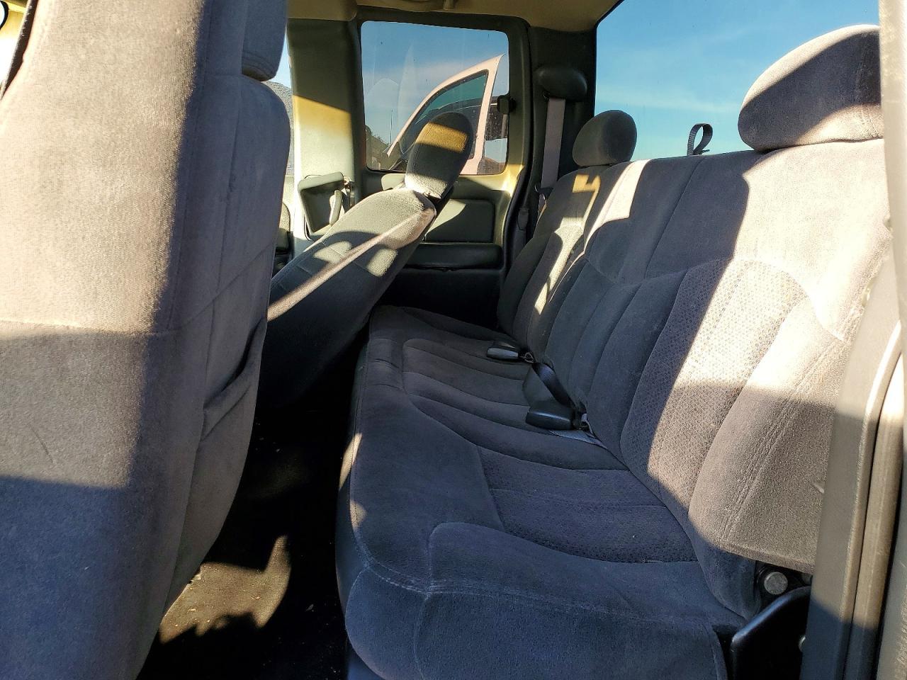2002 Chevrolet Silverado C1500