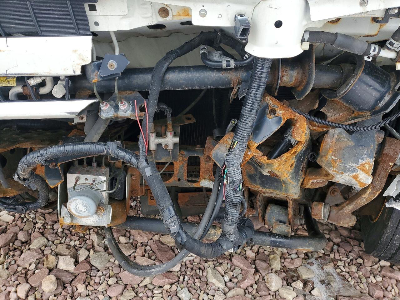 2019 Isuzu NPR HD BOX Truck
