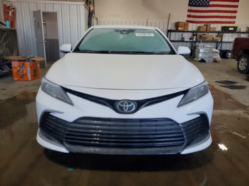 2023 Toyota Camry le