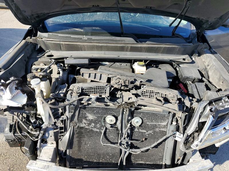 2016 Niss Pathfinder Platinum