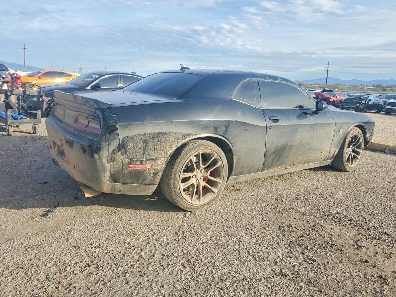 2021 Dodge Challenger r