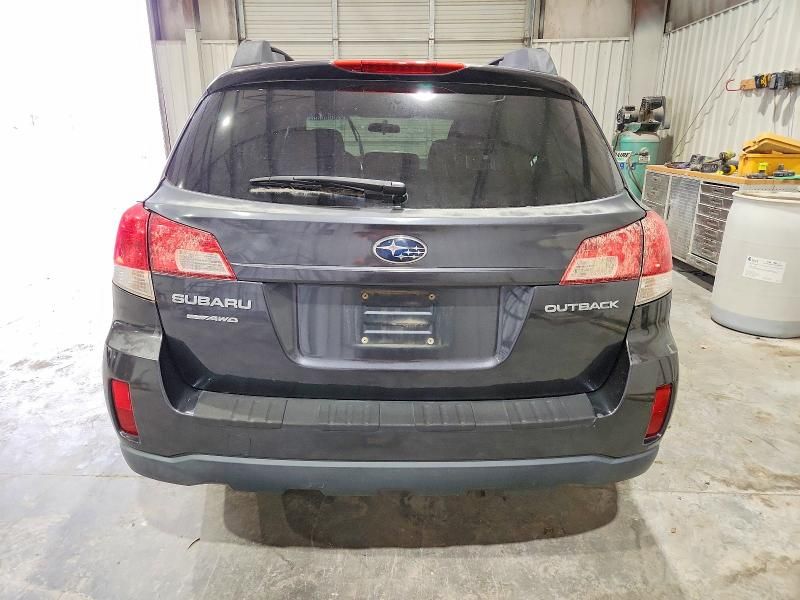 2010 Subaru Outback 2.5i Premium