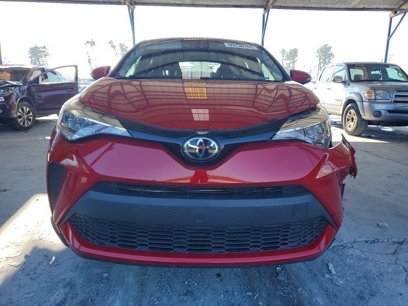 2020 Toyota C-hr xle