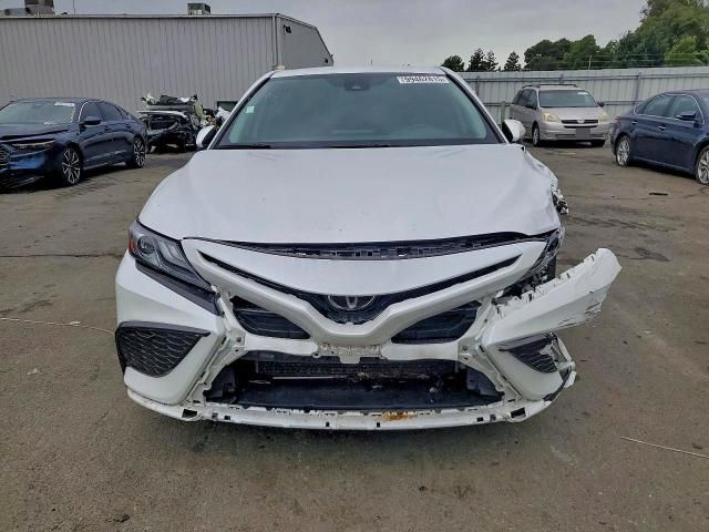 2021 Toyota Camry xse