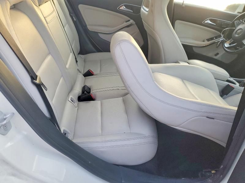 2016 Mercedes-Benz Cla 250