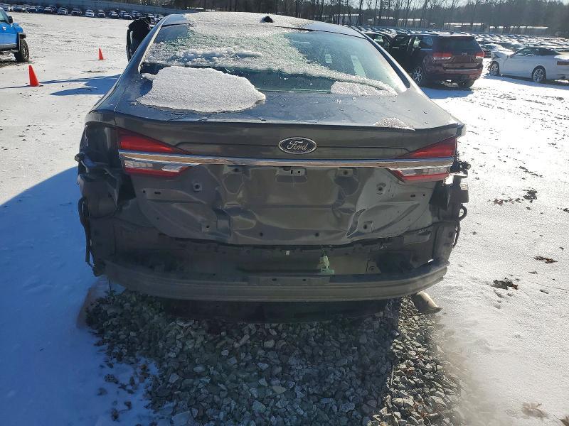 2017 Ford Fusion se Phev