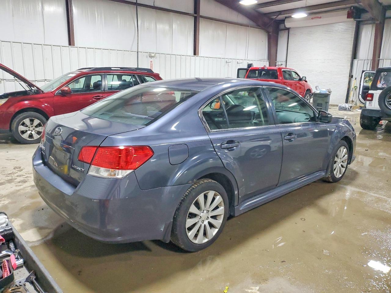 2014 Subaru Legacy 2.5i