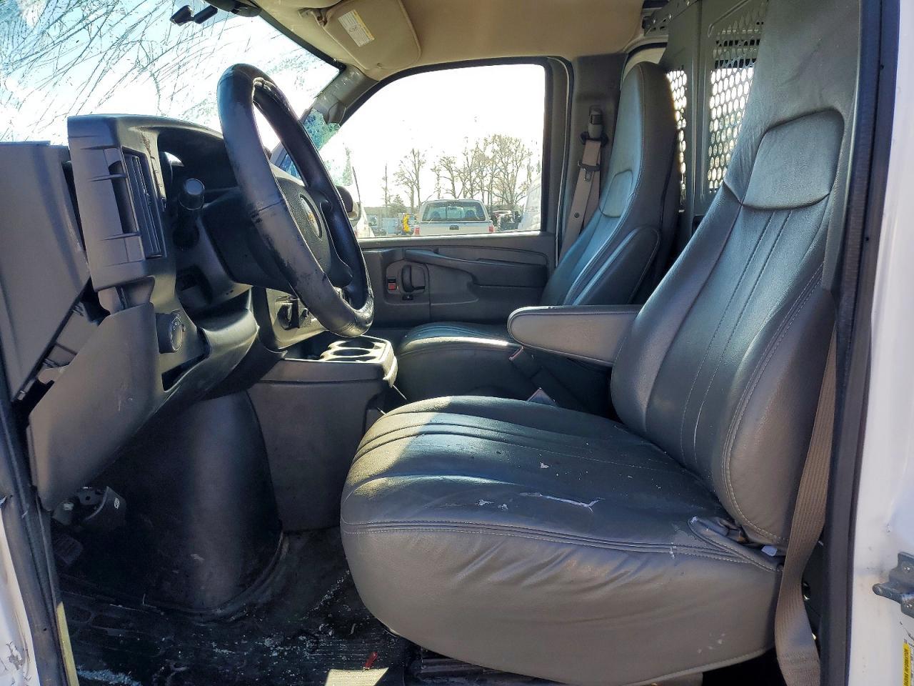 2015 Chevrolet Express Utility / Service Van