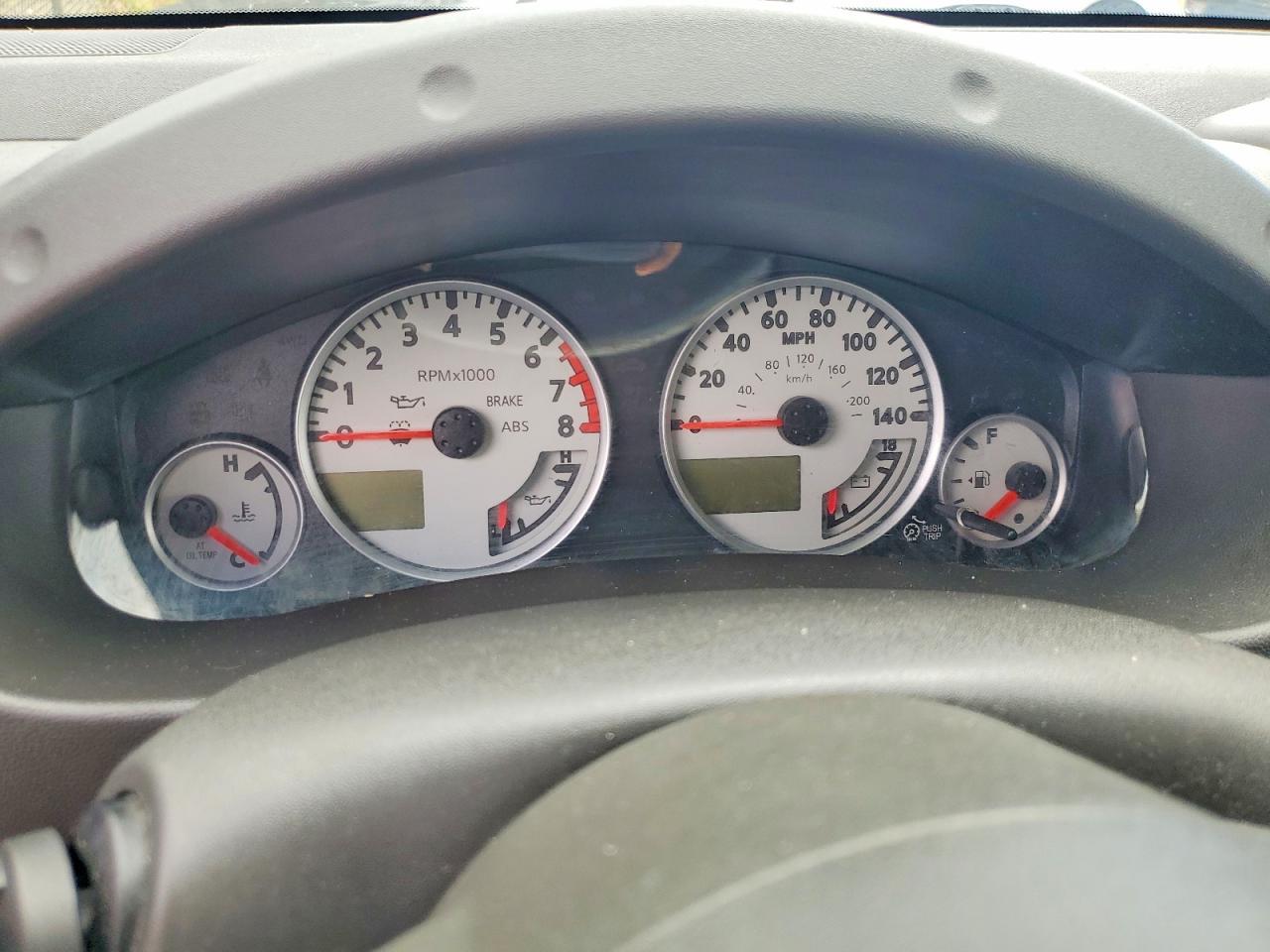 2015 Niss Frontier S